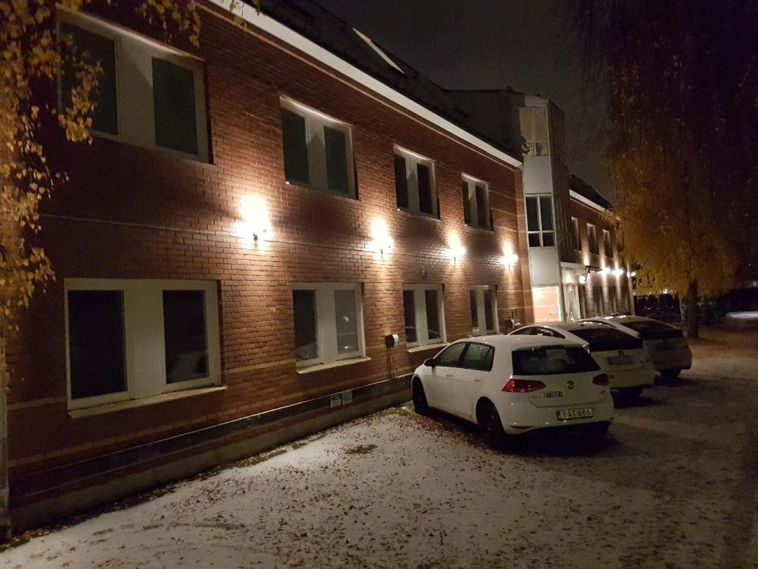 Vandrarhem Uppsala - Portalgatan Zewnętrze zdjęcie